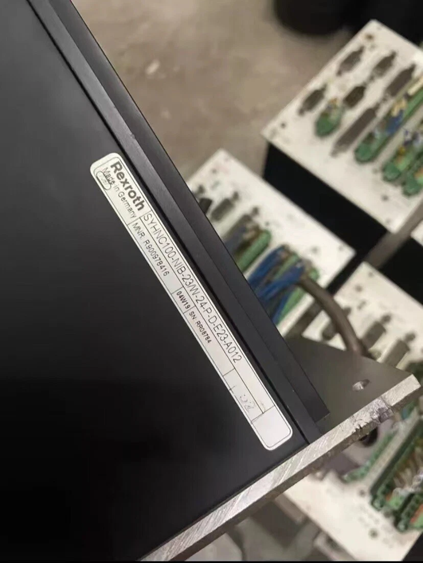 REXROTH SYHNC100-NIB-22A/W-24-P-D-E24-A012 (R900978416)   Synchronous Servo Motor