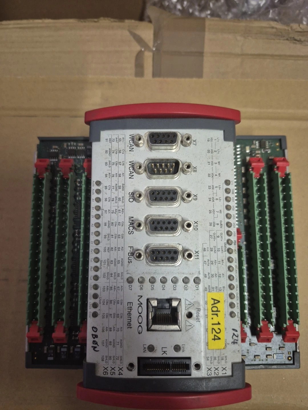MOOG D136-001-007 High-performance servo Valve