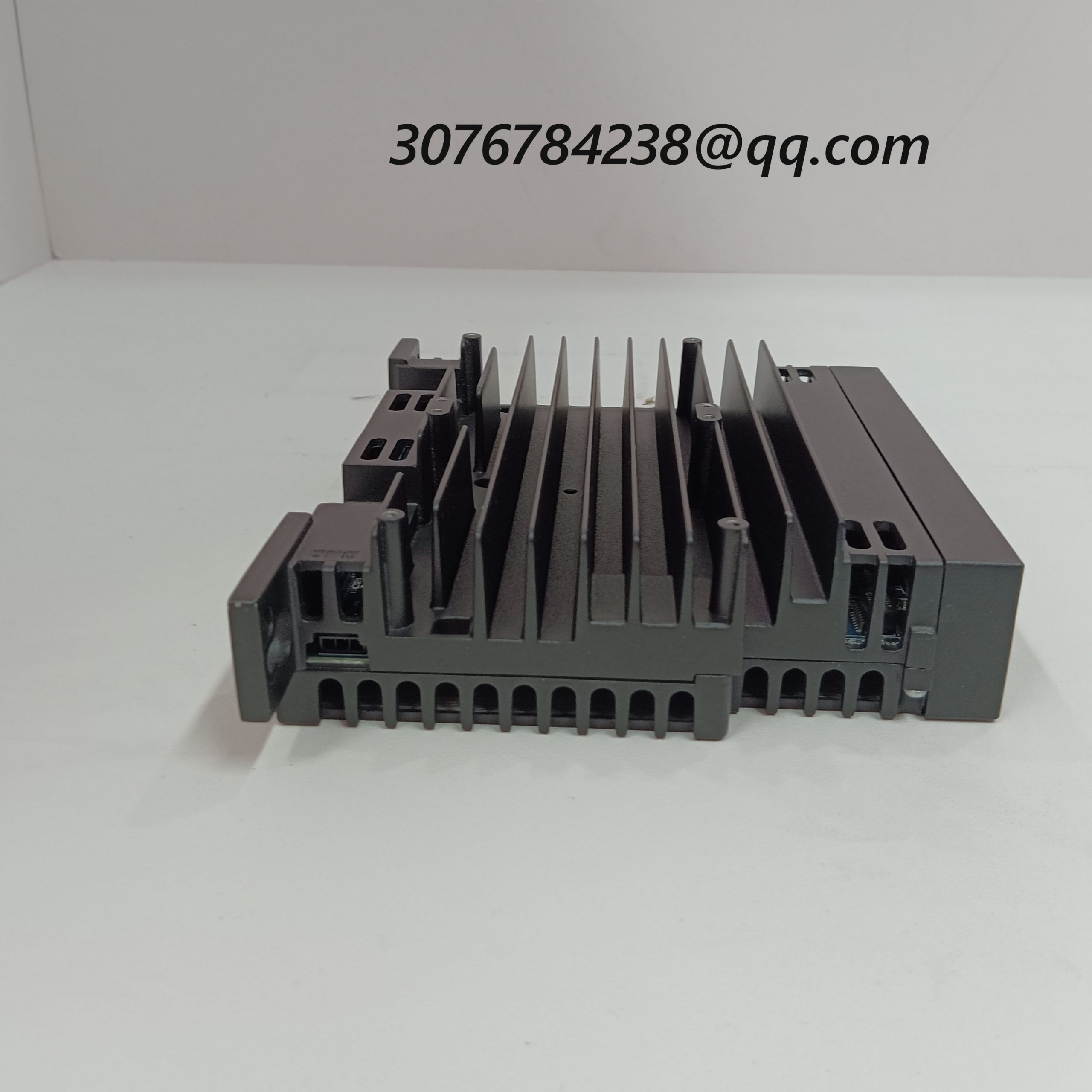 GE IS420UCSBH1A Integrated controller