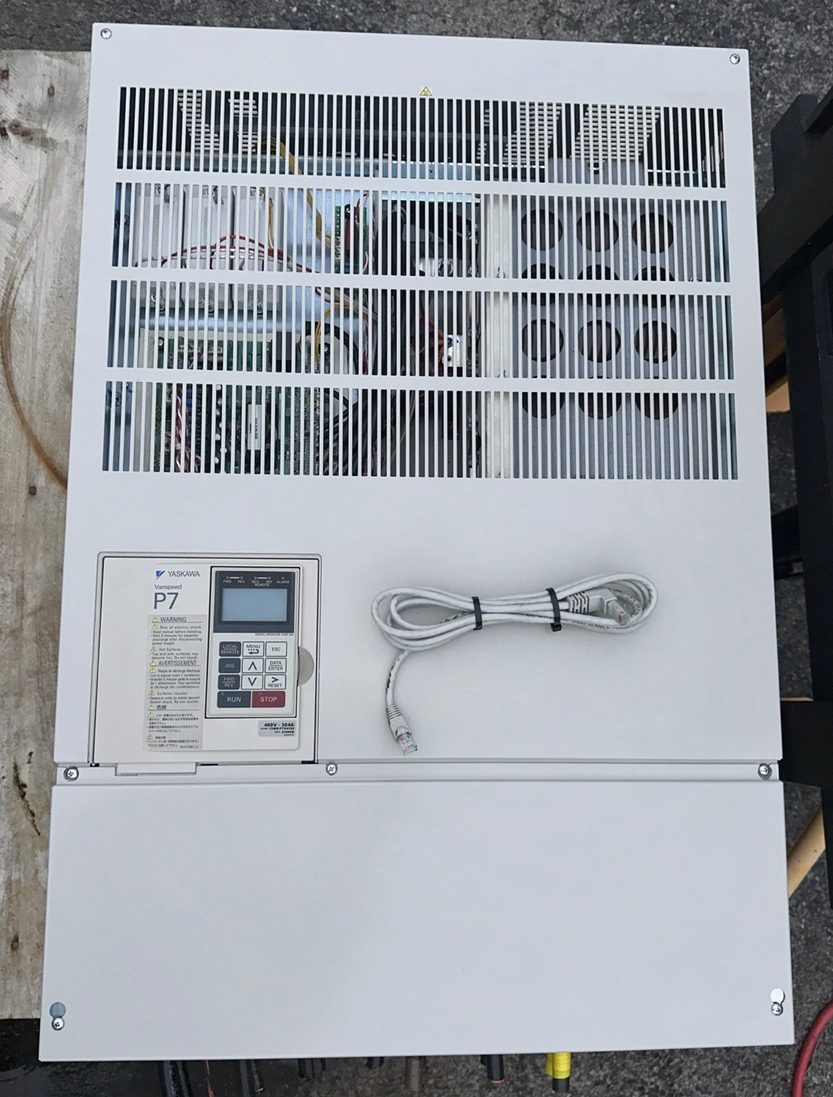 Yaskawa CIMR-P7U4160 Variable Frequency Drive VFD Inverter